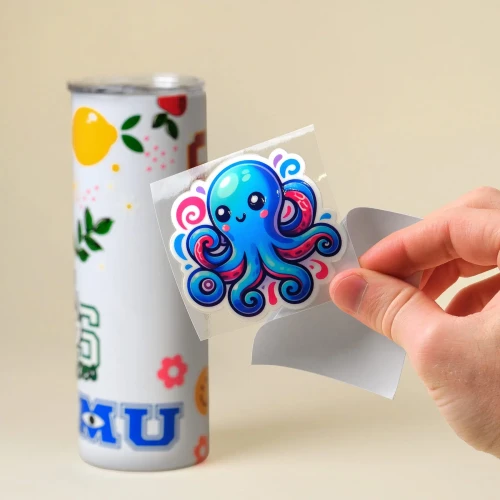 Transfer DTF UV p/ Material Escolar (20x28 cm)